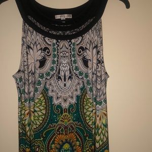 Beautiful maxi dress to make you feel like a goddess when wearing it.